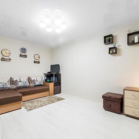 Joy Box Apartments Lviv Buitenkant foto