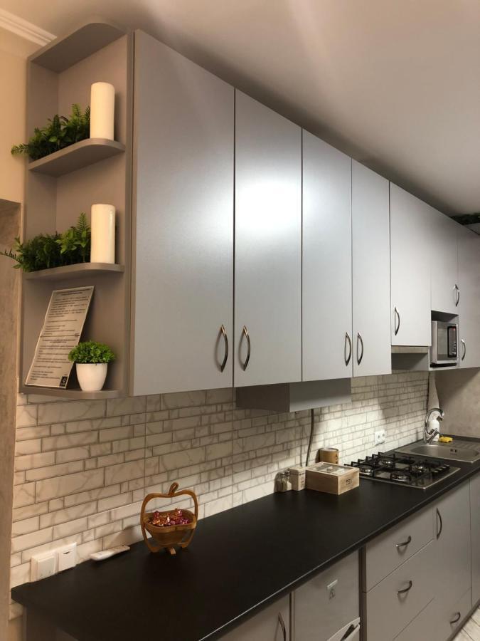 Joy Box Apartments Lviv Buitenkant foto