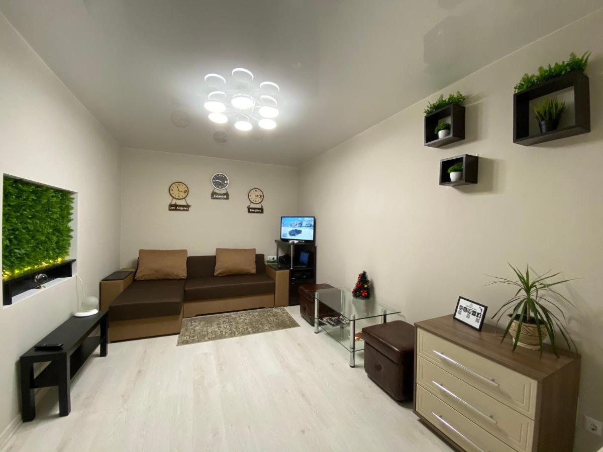 Joy Box Apartments Lviv Buitenkant foto