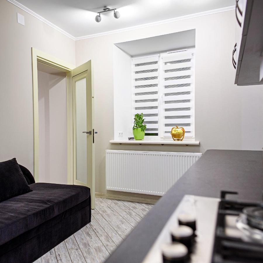 Joy Box Apartments Lviv Buitenkant foto
