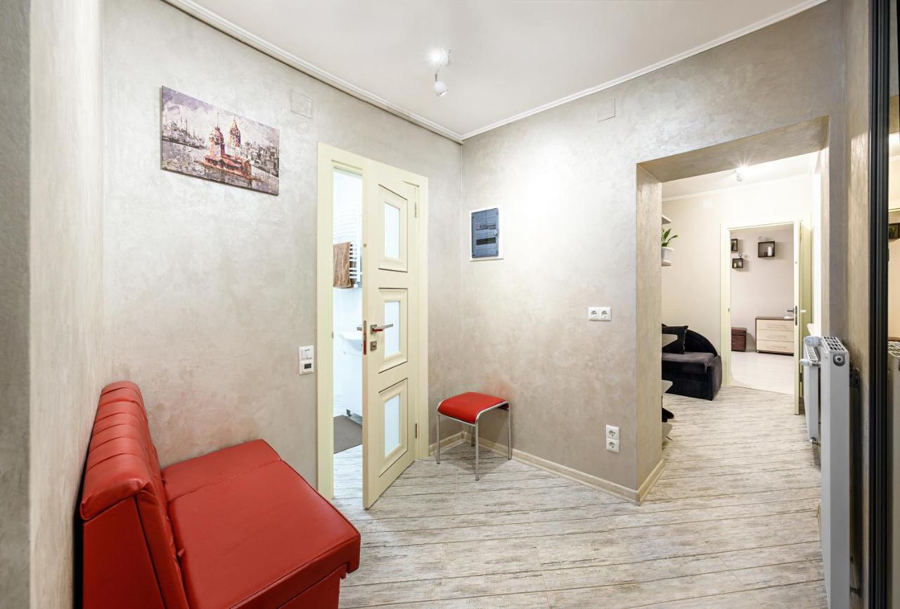 Joy Box Apartments Lviv Buitenkant foto